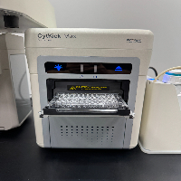 Invitrogen Attune NxT AFC2 Acoustic Focusing System w/ CytKick AutoSampler image 2